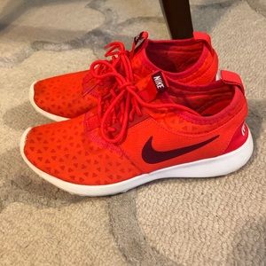 Woman’s Nike Juvenate  sneakers